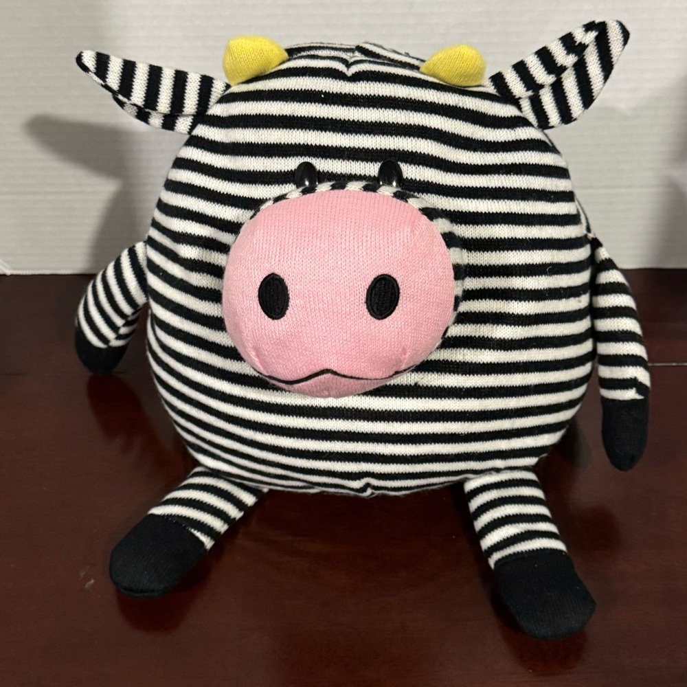 Jay@Play Mushable Pot Bellies Striped Plush Cow